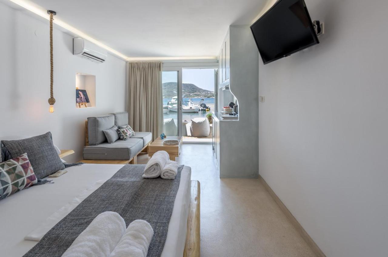 Michalakis Seaside Suites Pollonia Exterior photo