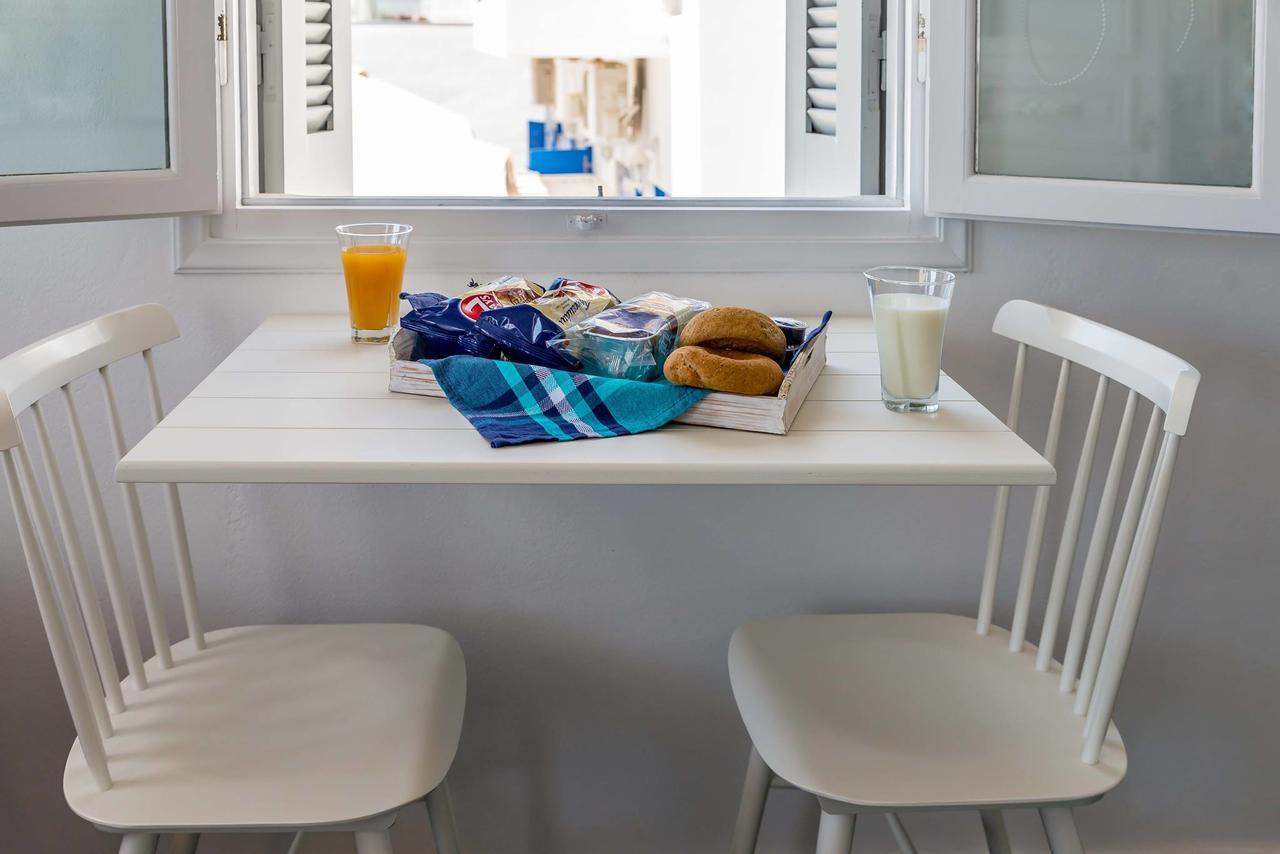Michalakis Seaside Suites Pollonia Exterior photo