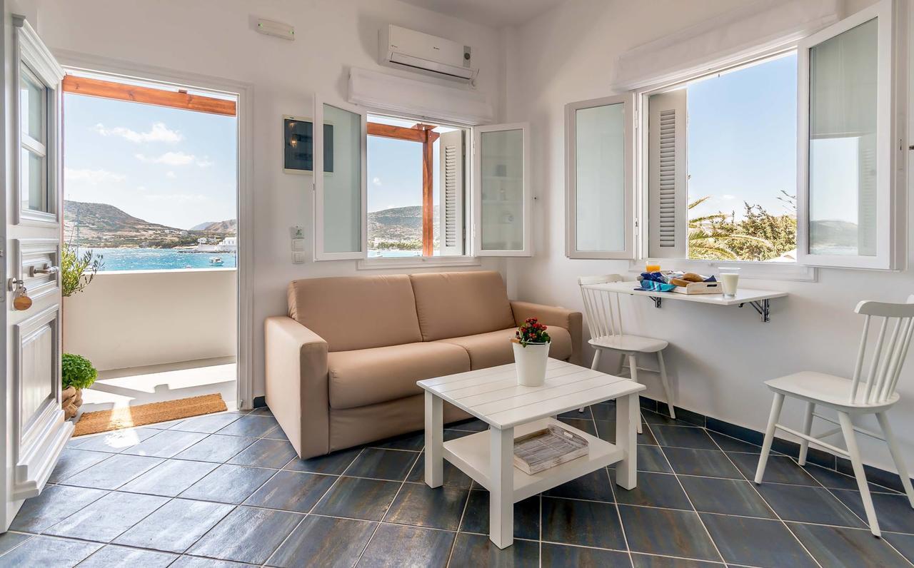 Michalakis Seaside Suites Pollonia Exterior photo